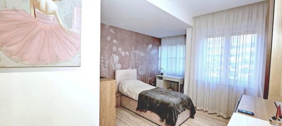 5 rooms Apartment in Rome, Italy No. 30168 8