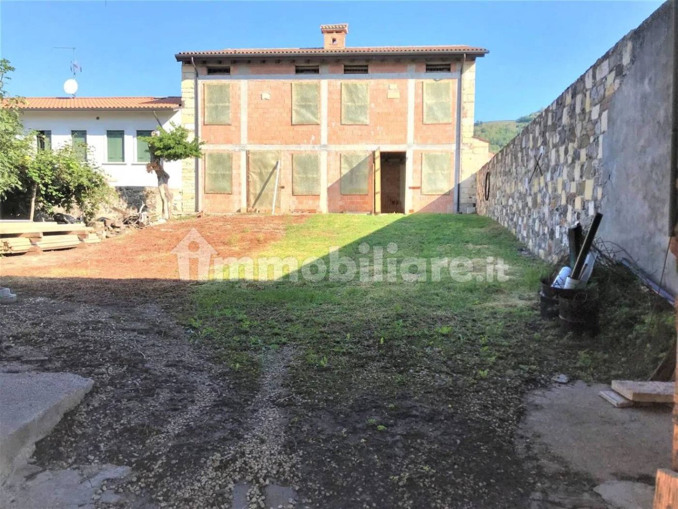 10 bedrooms Villa in Montecchia di Crosara, Italy No. 191864