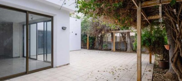 6 bedrooms Commercial property in Strovolos, Cyprus No. 19805 6