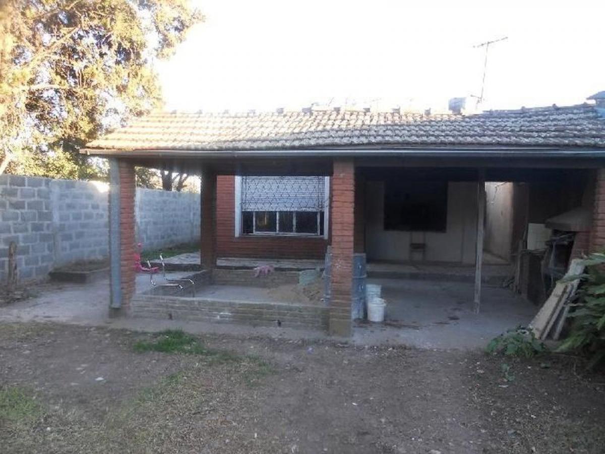 Casa T2 em Malvinas Argentinas, Argentina N.º 86394
