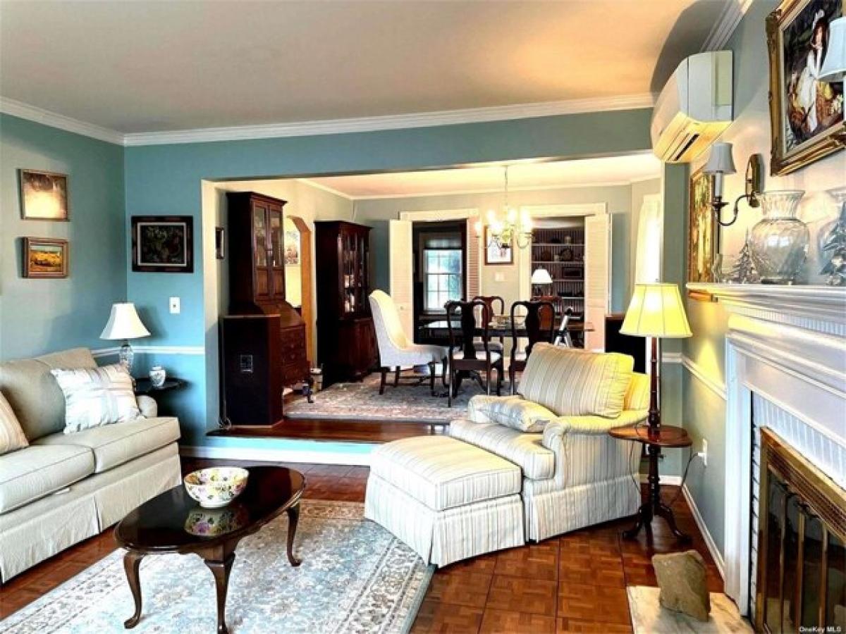 3 bedrooms House in Lindenhurst, USA No. 379278