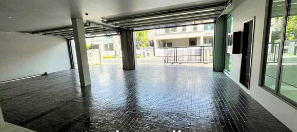 5 غرف نوم مقهى / مطعم في Samut Prakan, Thailand رقم 17241 7