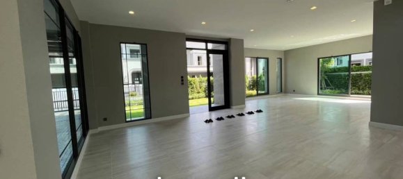 5 غرف نوم مقهى / مطعم في Samut Prakan, Thailand رقم 17241 10