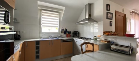 5 bedrooms House in Chateaugiron, France No. 278594 8