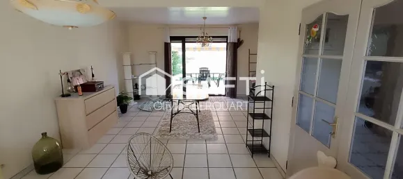 3 bedrooms House in Saint-Quentin, France No. 352495 2