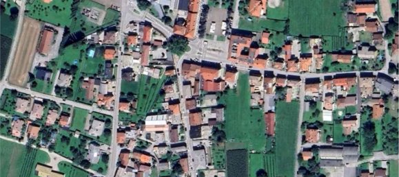 5 rooms Apartment in Udine, Italy No. 94338 15