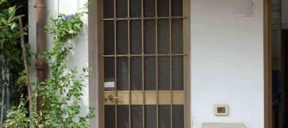 5 rooms Apartment in Udine, Italy No. 94338 13