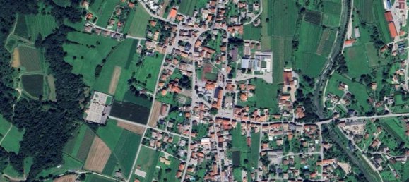 5 rooms Apartment in Udine, Italy No. 94338 17