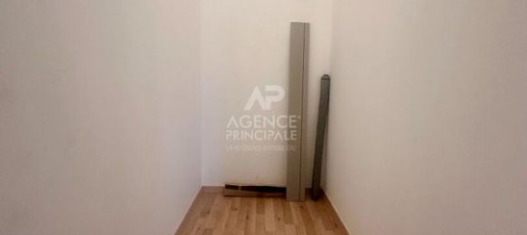 3 bedrooms Apartment in Poissy, France No. 170351 9