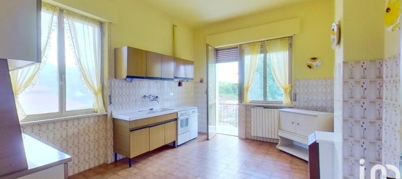 Вилла с 6 комнатами в Кастельнуово ди Чева, Италия № 260614 2