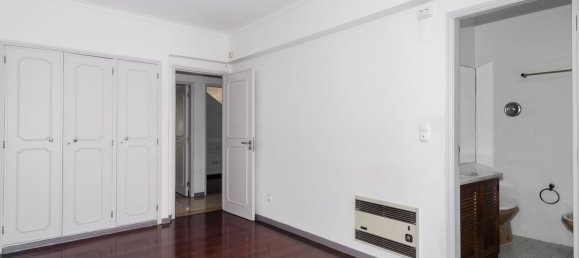Apartamento de 3 dormitorios en Oeiras, Portugal No. 77482 5