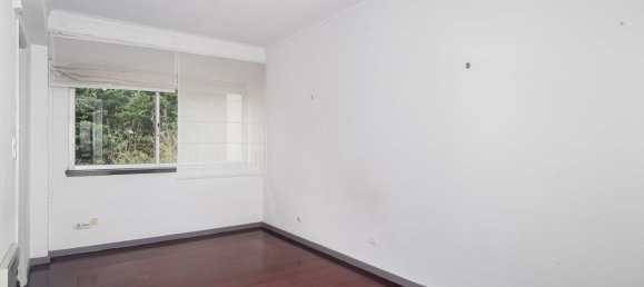 Apartamento de 3 dormitorios en Oeiras, Portugal No. 77482 4