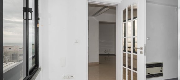 Apartamento de 3 dormitorios en Oeiras, Portugal No. 77482 13