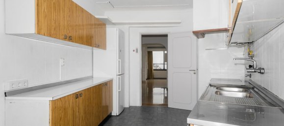 Apartamento de 3 dormitorios en Oeiras, Portugal No. 77482 2