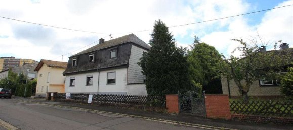 6 rooms Townhouse in Birkenfeld, Germany No. 154616 3