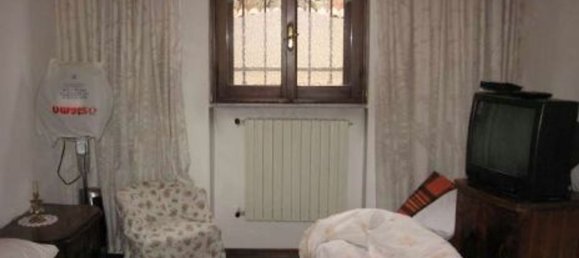 2 rooms Apartment in Vanzago, Italy No. 153014 12
