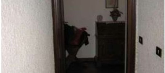 2 rooms Apartment in Vanzago, Italy No. 153014 4