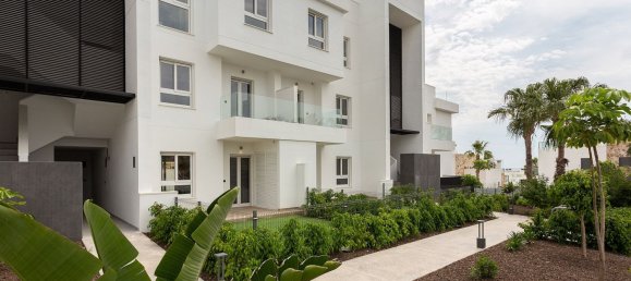 3 bedrooms Penthouse in Punta Prima, Spain No. 6780 14