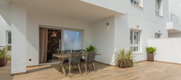 3 bedrooms Penthouse in Punta Prima, Spain No. 6780 20