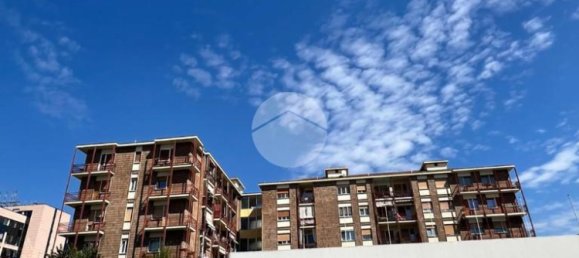 2 bedrooms Apartment in Rivoli, Italy No. 299985 2