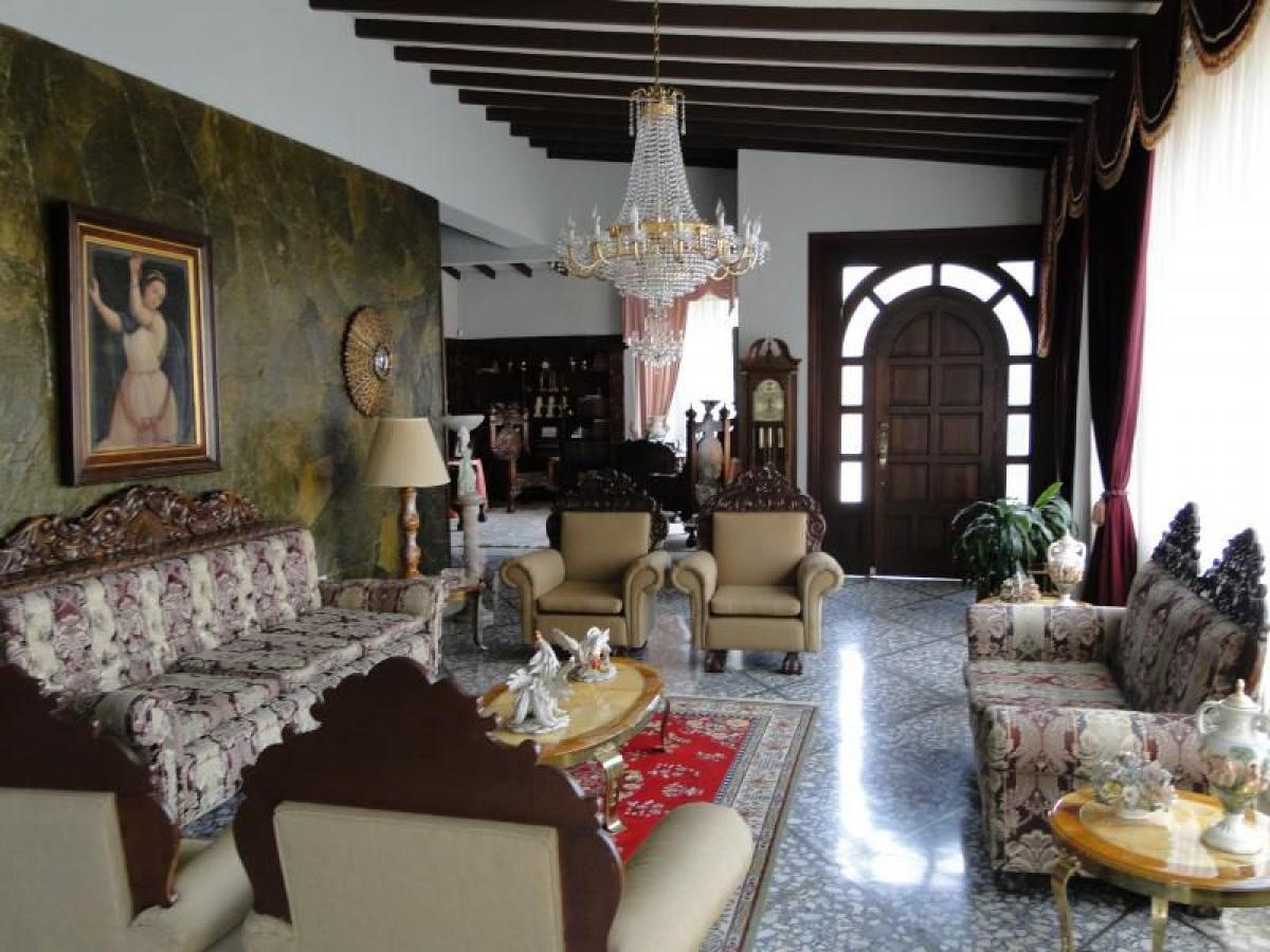 4 bedrooms House in Valle del Cauca, Colombia No. 8827