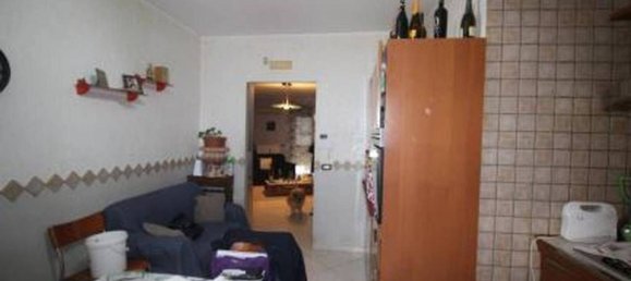 4-Zimmer Wohnung in Bari, Italy, Nr. 257921 13