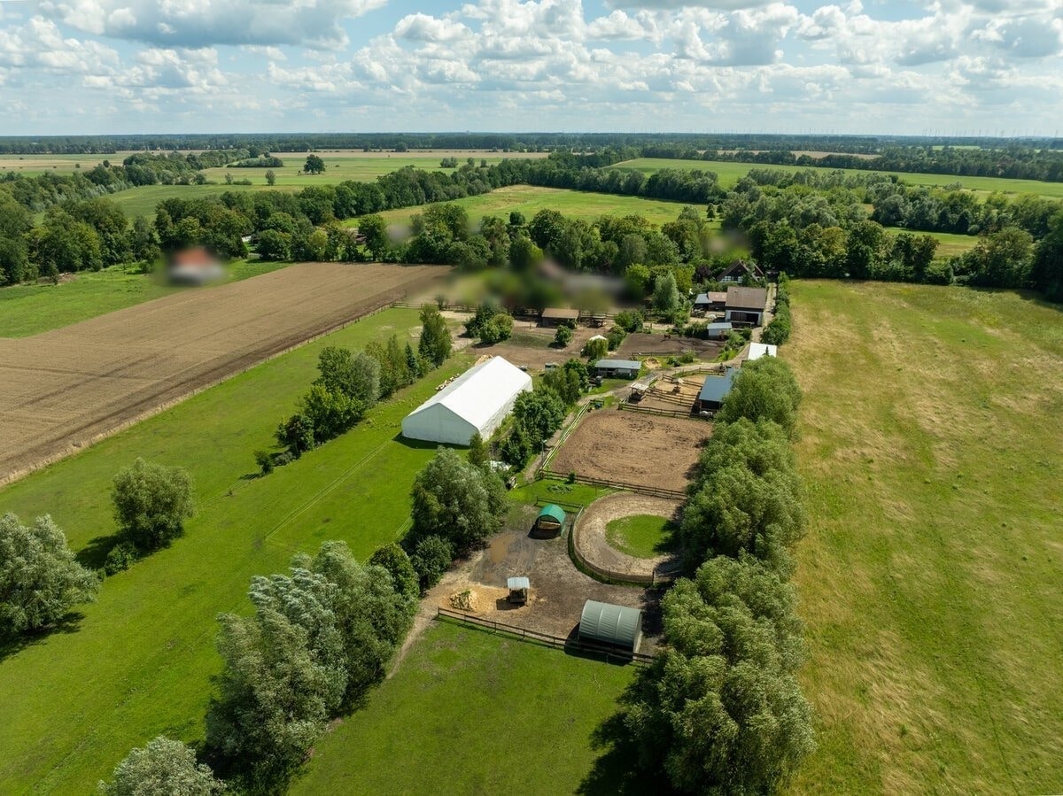 6 bedrooms Farm in Ostprignitz-Ruppin, Germany No. 229283