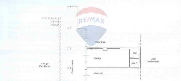 1-salle Garage à Catania, Italy No. 223777 11
