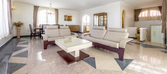 3 bedrooms Villa in Adeje, Spain No. 83878 8