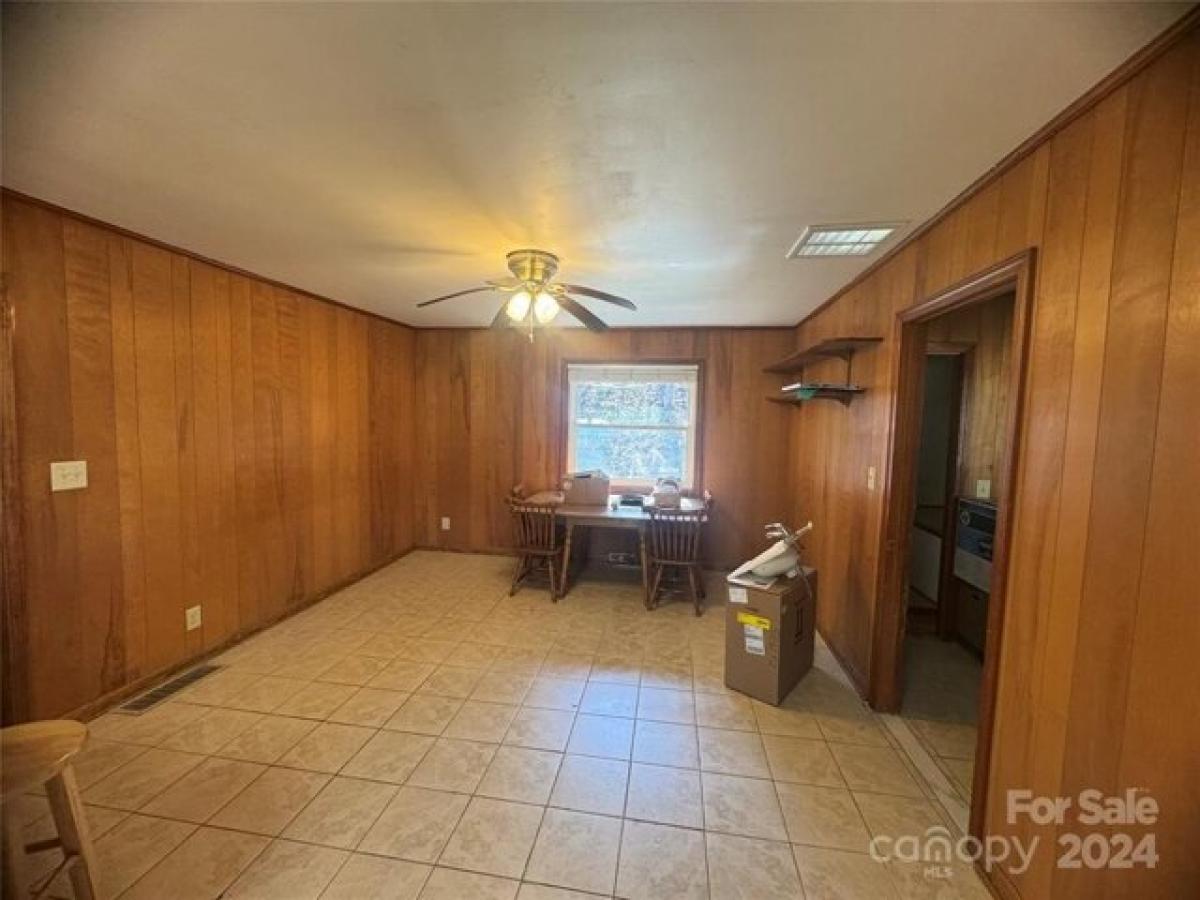 3 bedrooms House in Bakersville, USA No. 406889