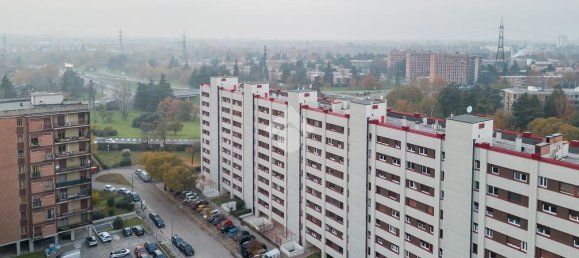 5 rooms Apartment in Bologna, Italy No. 179085 17