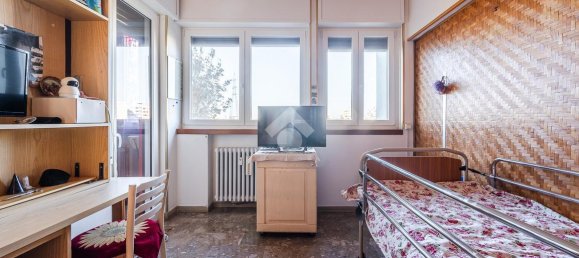5 rooms Apartment in Bologna, Italy No. 179085 7
