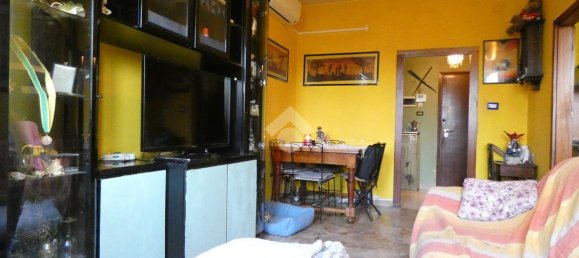 5 rooms Apartment in Bologna, Italy No. 179085 3