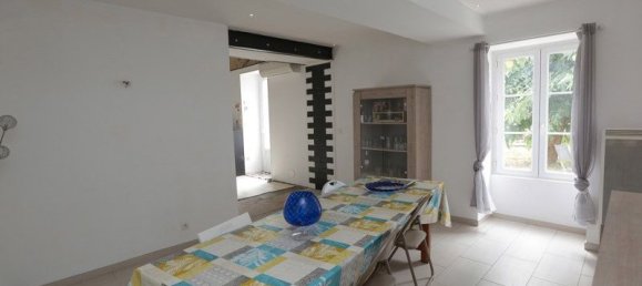 2 bedrooms House in Gironde, France No. 343893 4