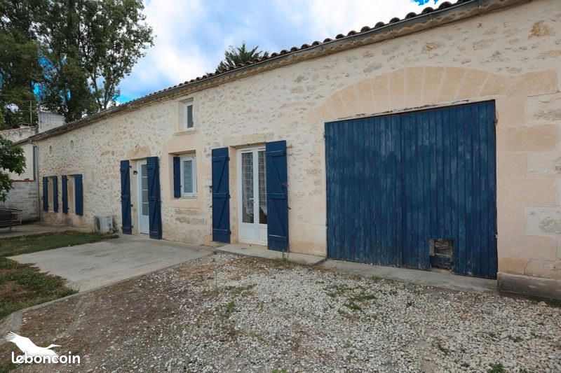 2 bedrooms House in Gironde, France No. 343893