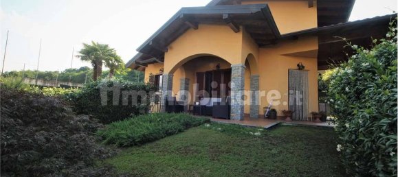 Villa de 3 dormitorios en Paruzzaro, Italy No. 80163 3