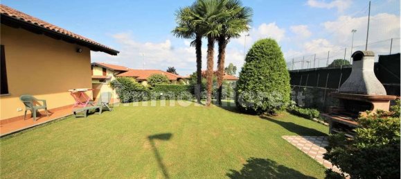 Villa de 3 dormitorios en Paruzzaro, Italy No. 80163 4