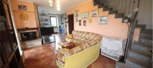 Villa de 3 dormitorios en Paruzzaro, Italy No. 80163 13