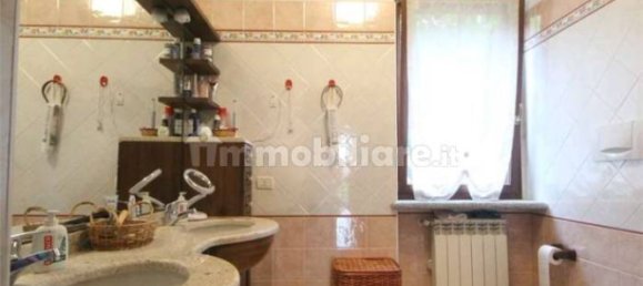 Villa de 3 dormitorios en Paruzzaro, Italy No. 80163 20