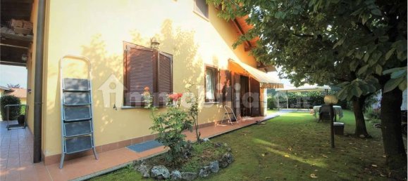 Villa de 3 dormitorios en Paruzzaro, Italy No. 80163 11