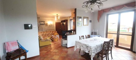 Villa de 3 dormitorios en Paruzzaro, Italy No. 80163 15