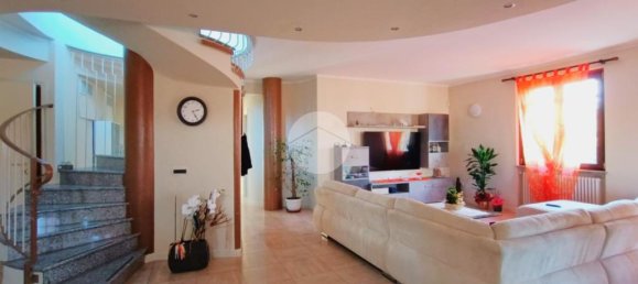 5غرفة فيلا في Silvano Pietra, Italy رقم 60876 3