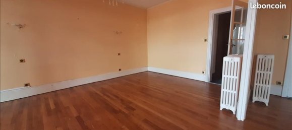 Квартира с 2 спальнями в Монлюсон, Франция № 286378 7