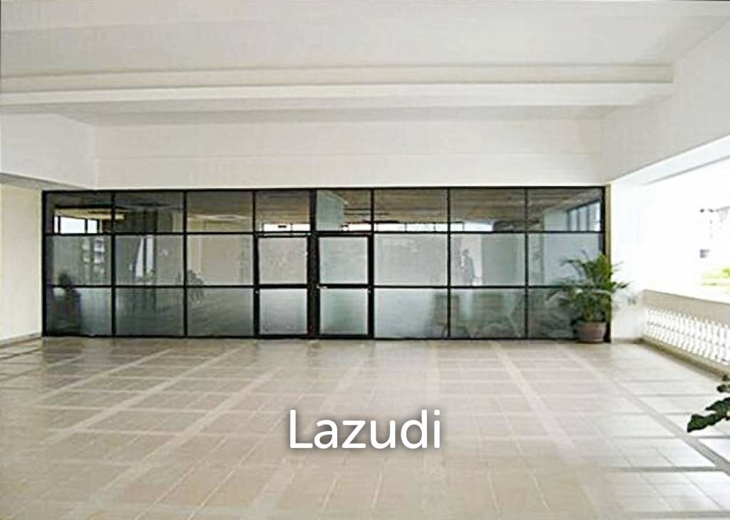 260m² Office in Pattaya, Thailand No. 14303