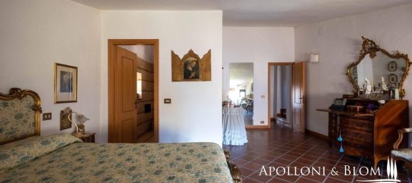 5 bedrooms House in Cetona, Italy No. 57855 22