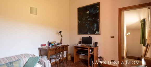 5 bedrooms House in Cetona, Italy No. 57855 20