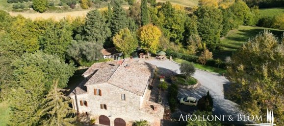 5 bedrooms House in Cetona, Italy No. 57855 3