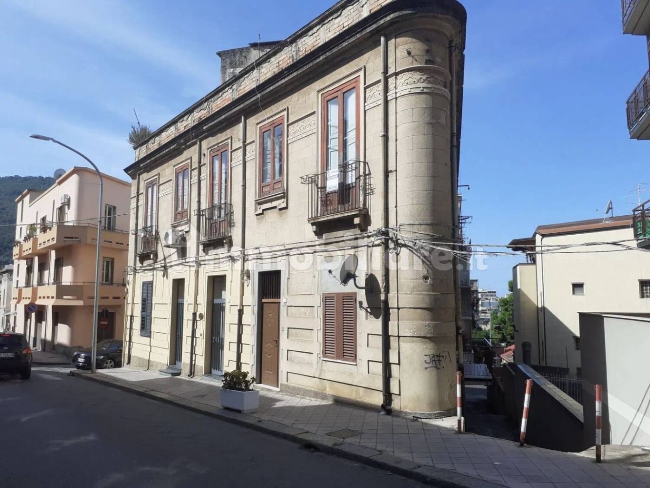 10 Schlafzimmer Wohnung in Palmi, Italy, Nr. 85195