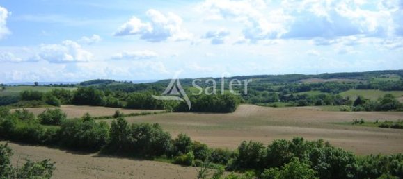 Grundstück in Castres, France 310000m², Nr. 311241 13