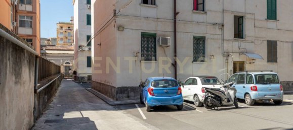 1 bedroom Apartment in Catania, Italy No. 358897 16